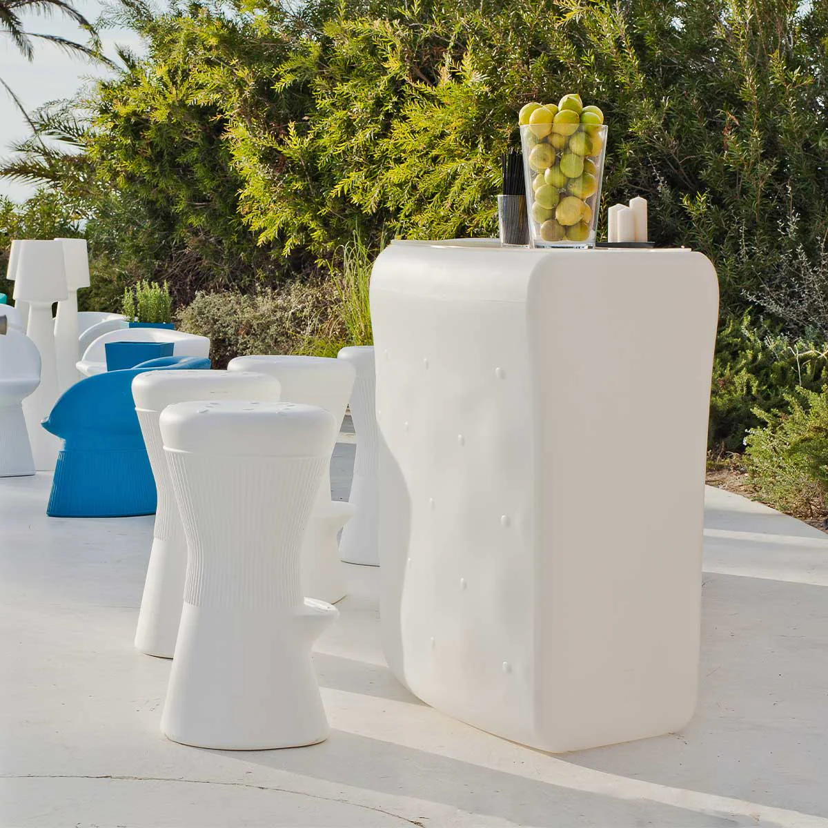 BAR COURBÉ IBIZA 120 AVEC LUMIÈRE - Image 4