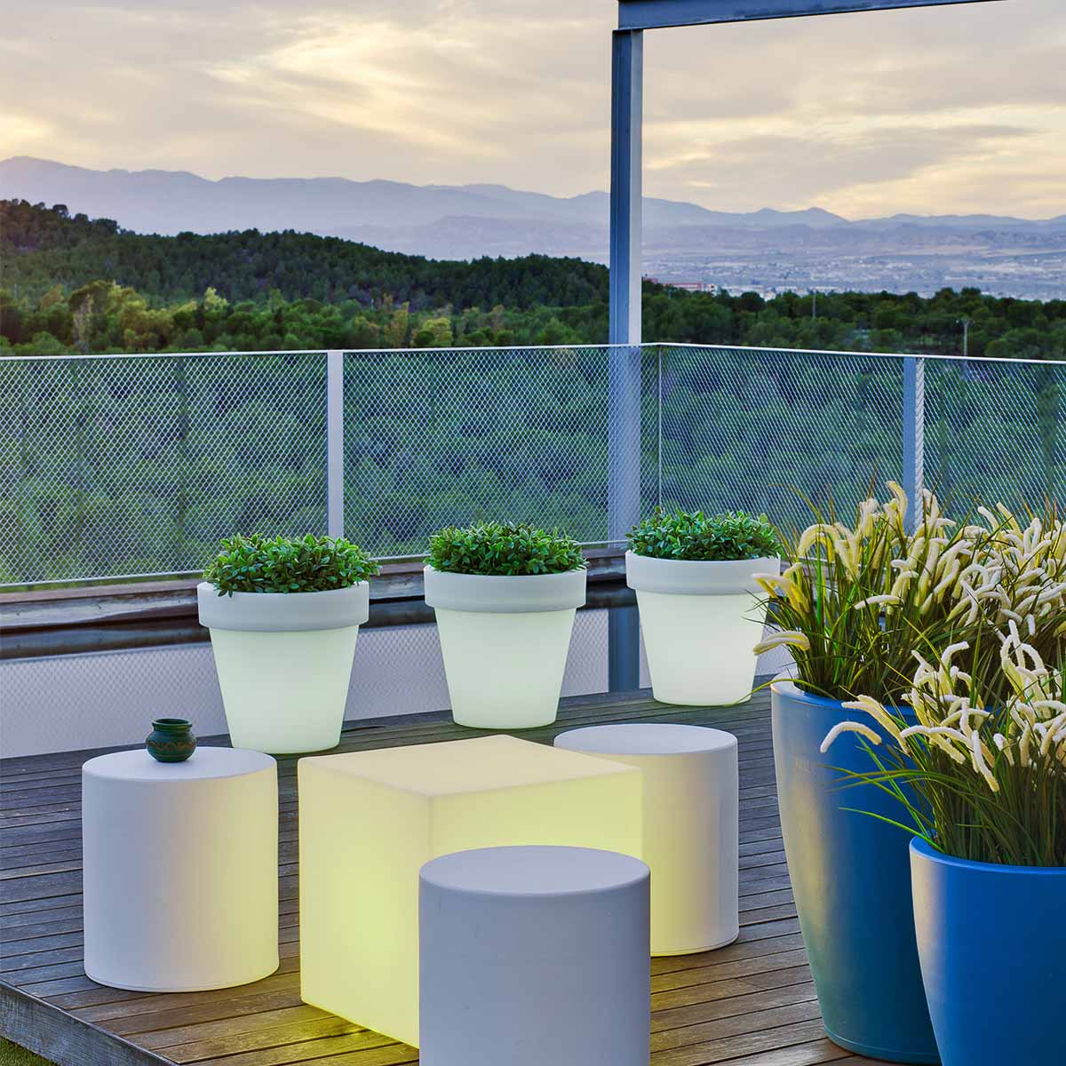 GRAND POT MAGNOLIA 60 AVEC LUMIÈRE - Image 4