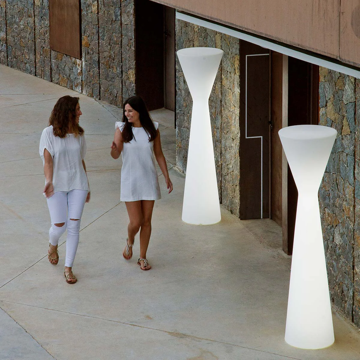 LAMPADAIRE KONIKA - Image 3