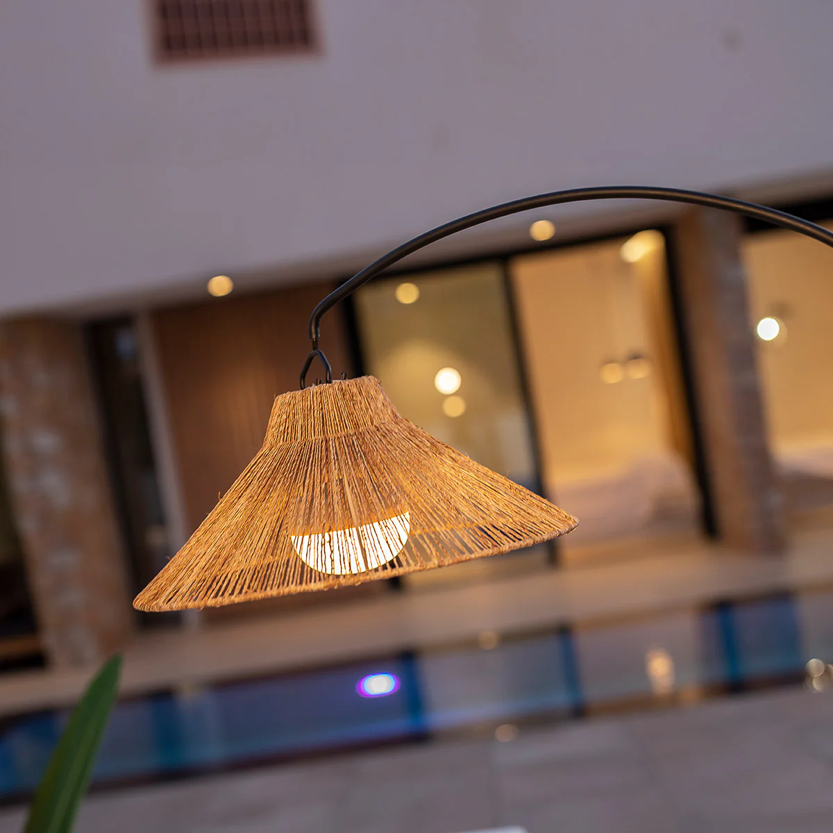 LAMPADAIRE À ARC SANS FIL NIZA 165 - Image 2