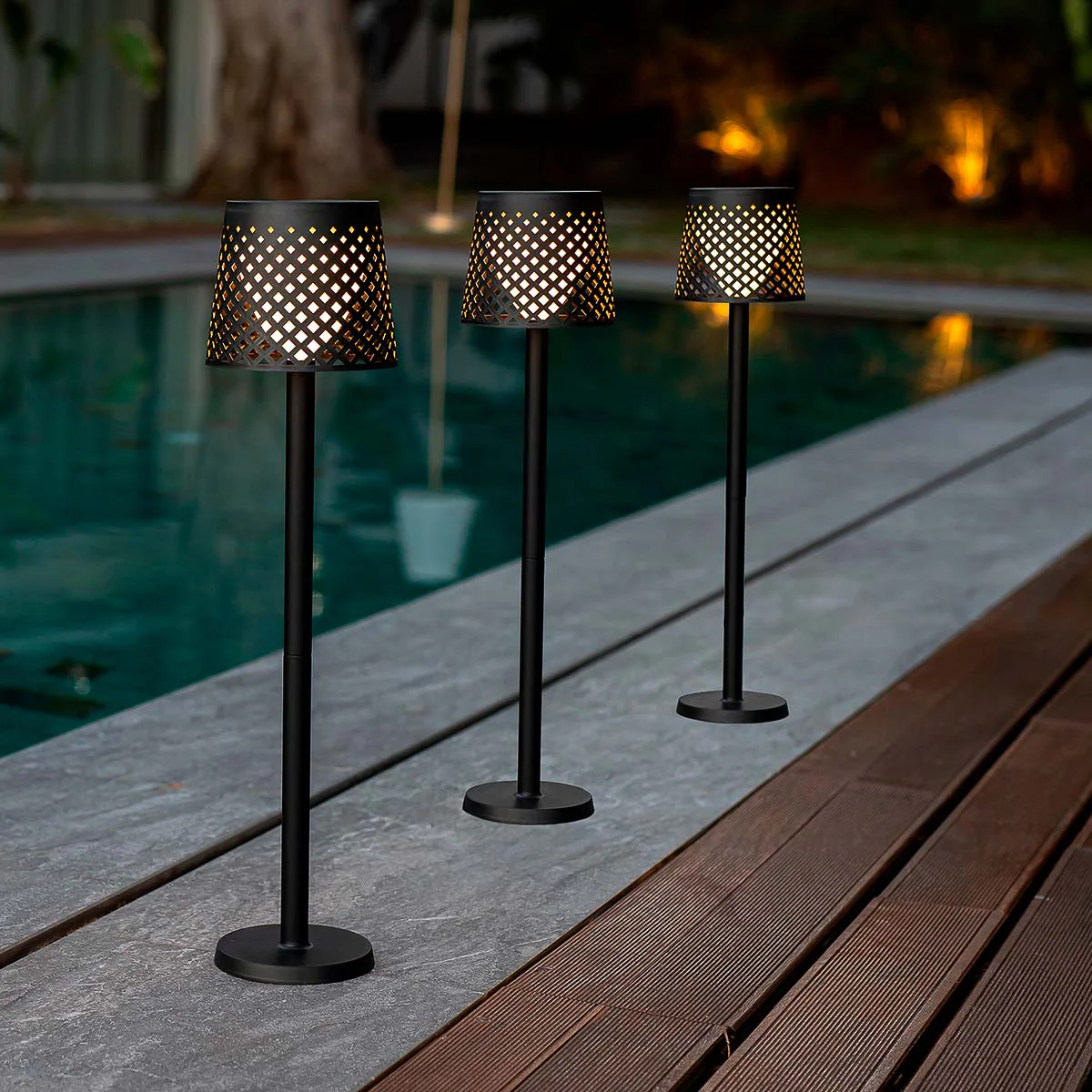 LAMPE SOLAIRE GRETA (LAMPE MULTIFONCTION) - NOIR - Image 5