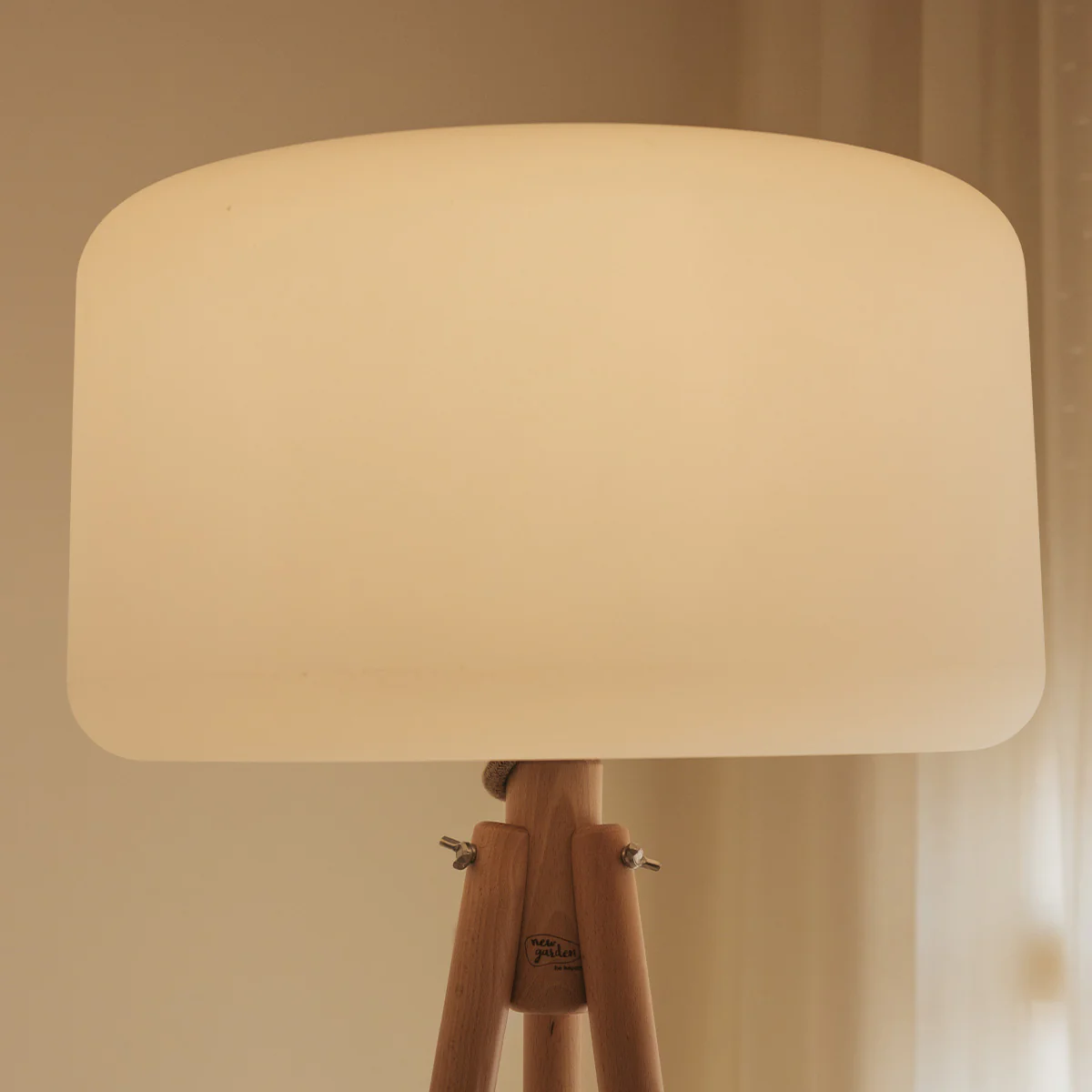 LAMPADAIRE TRÉPIED CHLOE 140 - Image 6